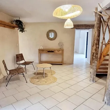 Holiday home Domaine Du Moment Present *